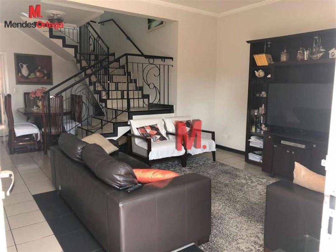 Casa à venda com 3 quartos, 244m² - Foto 4