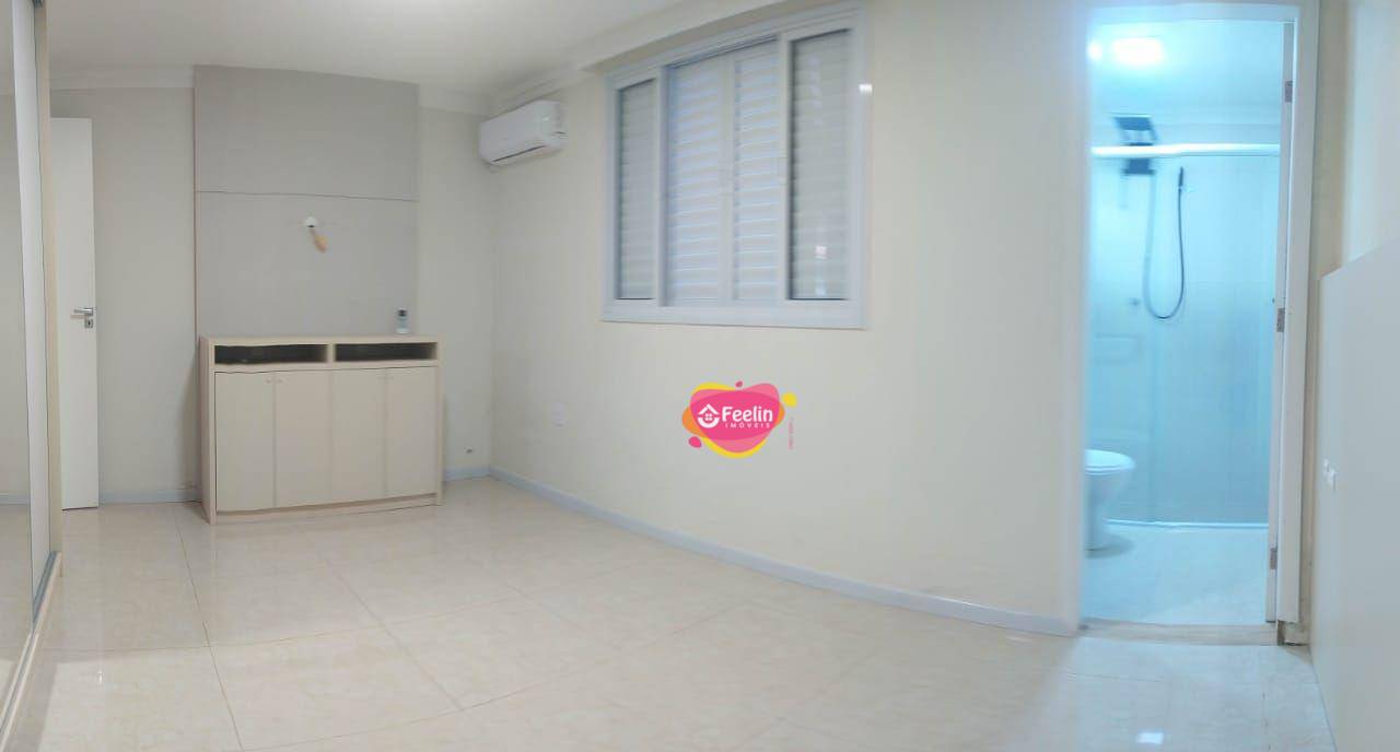 Casa para alugar com 3 quartos, 110m² - Foto 4