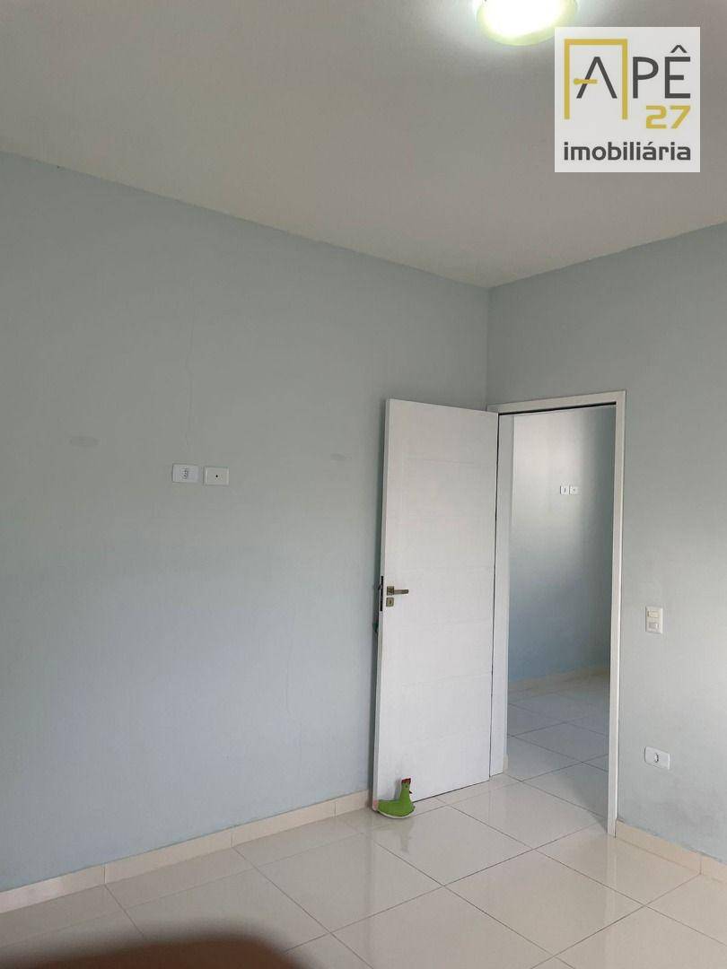 Casa à venda com 2 quartos, 150m² - Foto 9