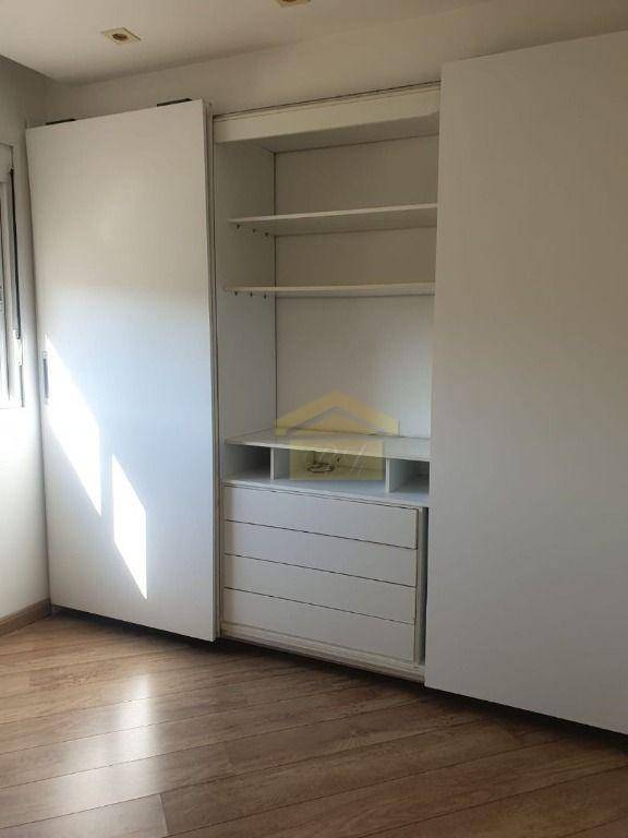 Apartamento à venda com 3 quartos, 127m² - Foto 14