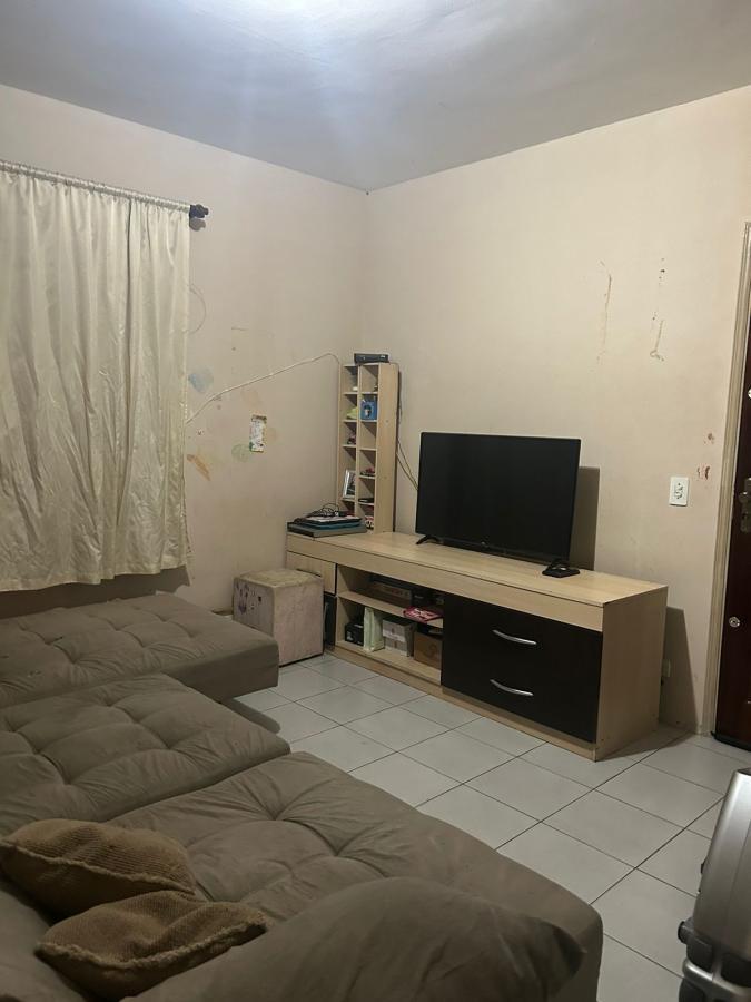 Casa à venda com 2 quartos, 170m² - Foto 3