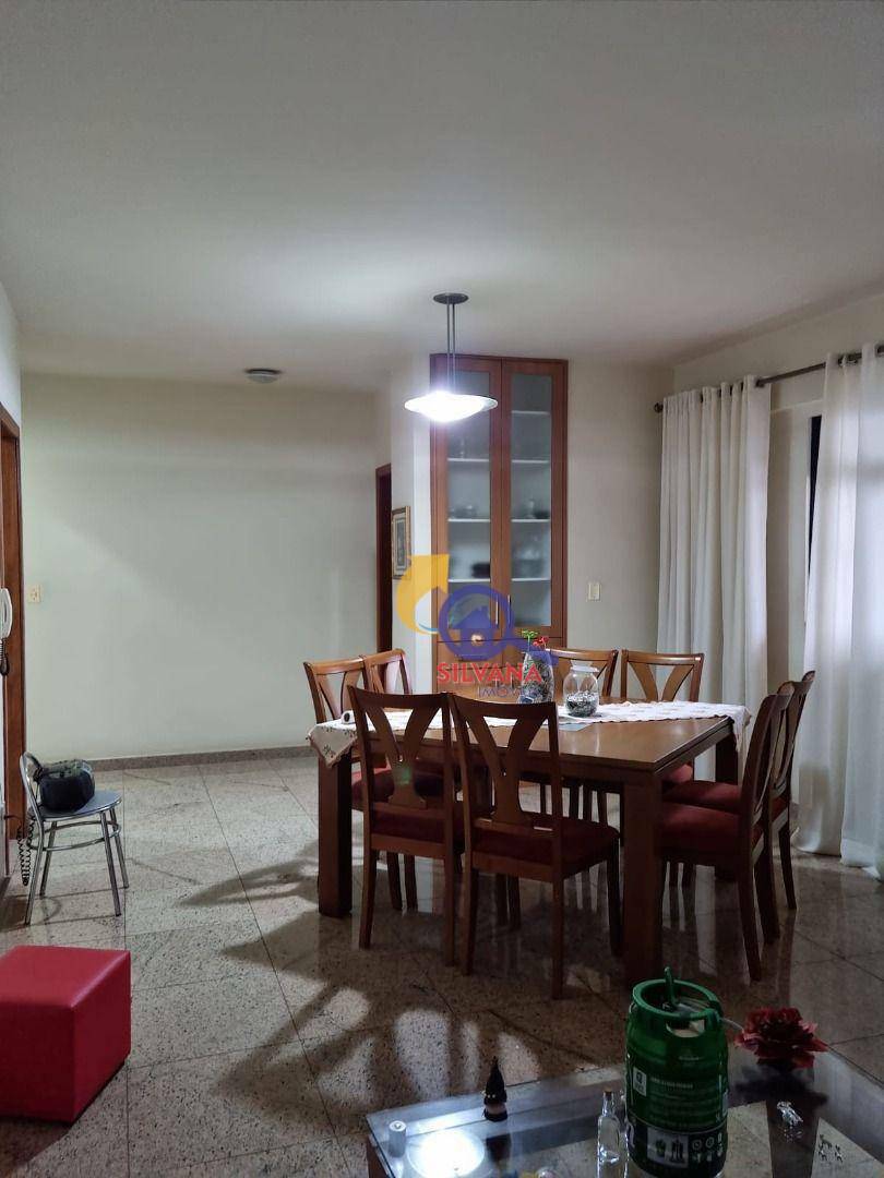 Apartamento à venda com 4 quartos, 150m² - Foto 9