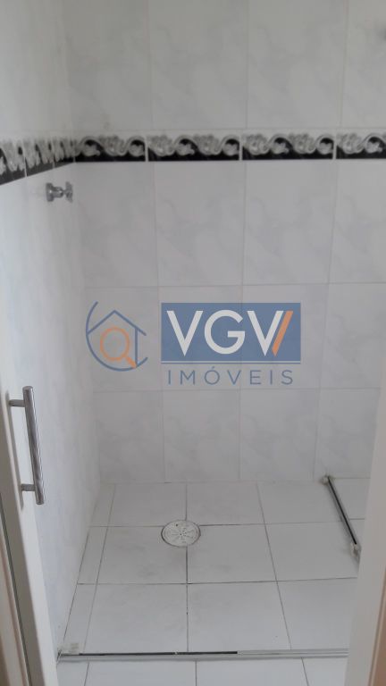 Apartamento à venda com 2 quartos, 66m² - Foto 4