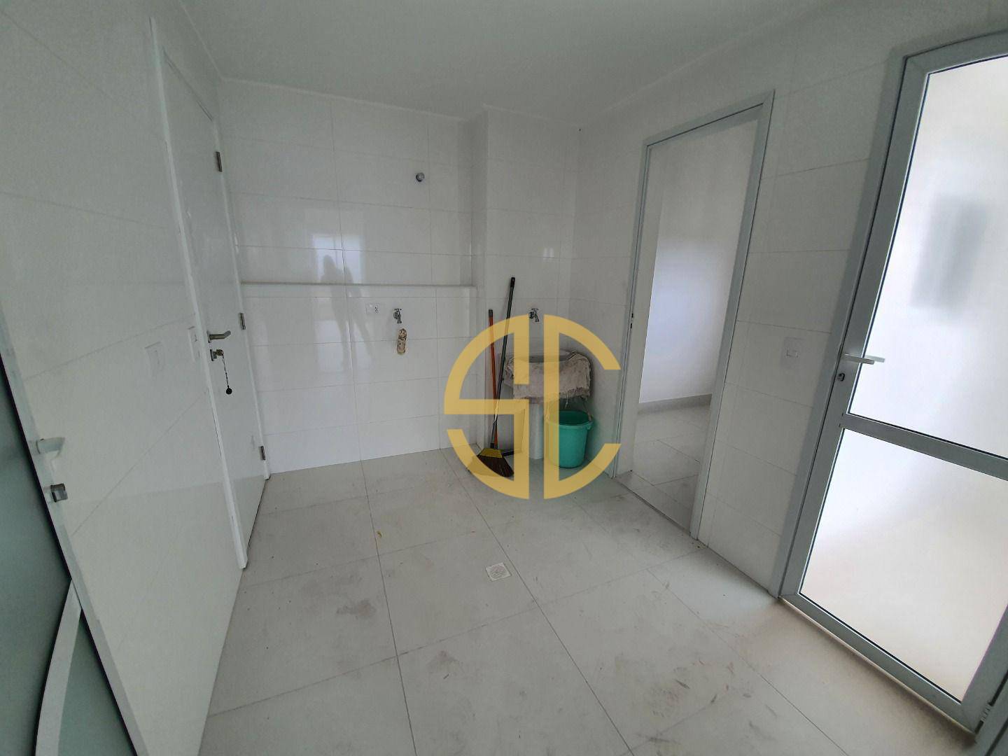 Apartamento à venda com 3 quartos, 162m² - Foto 10