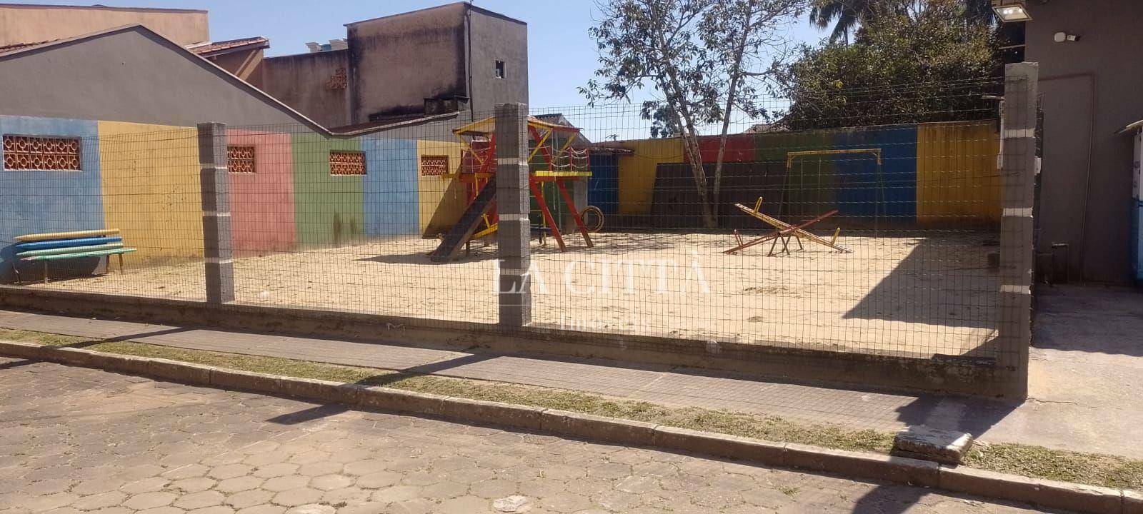 Casa de Condomínio à venda com 4 quartos, 160m² - Foto 5