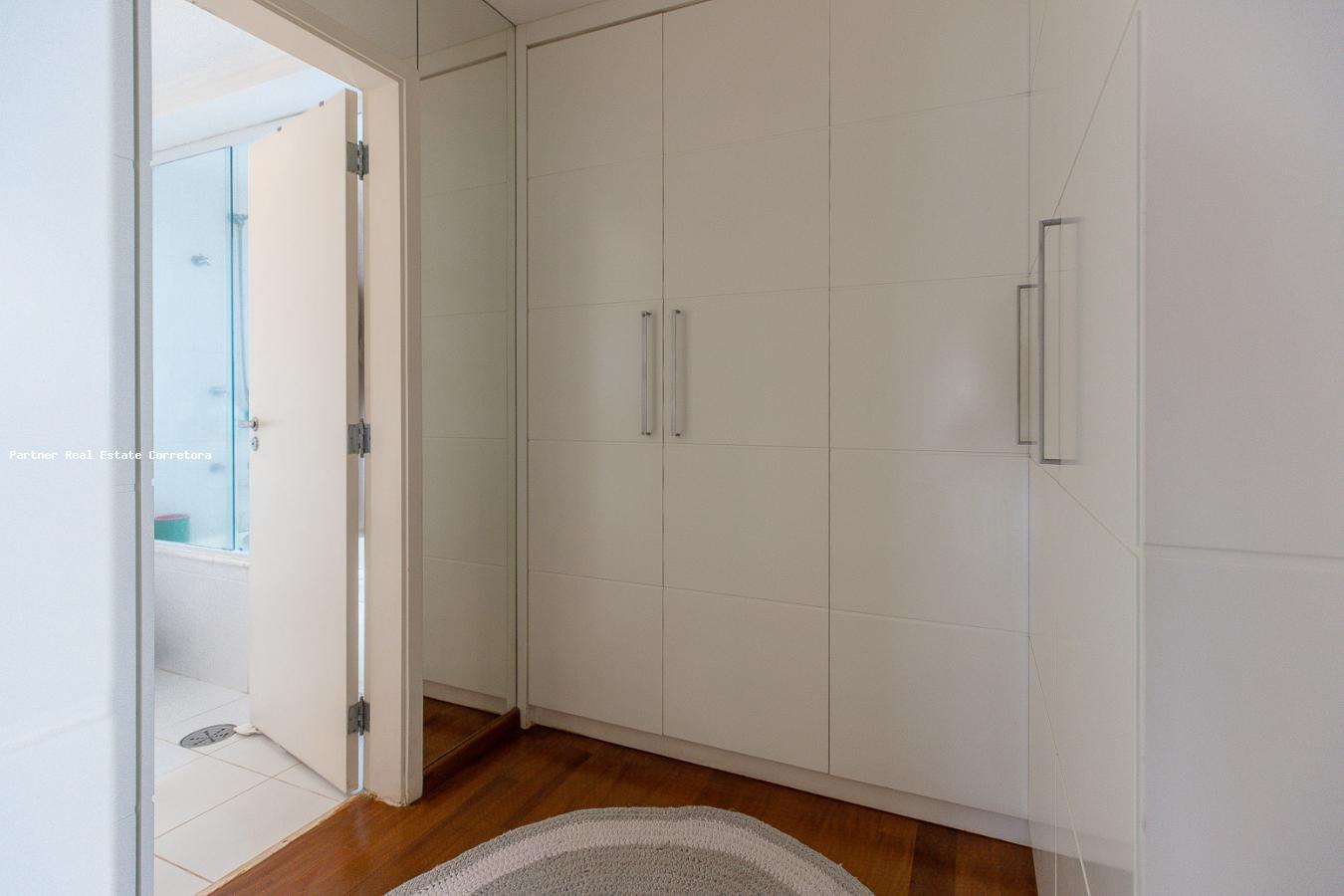 Apartamento à venda com 3 quartos, 190m² - Foto 25