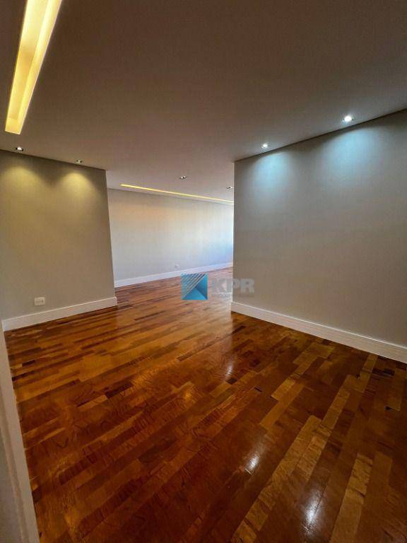 Apartamento à venda com 3 quartos, 130m² - Foto 4