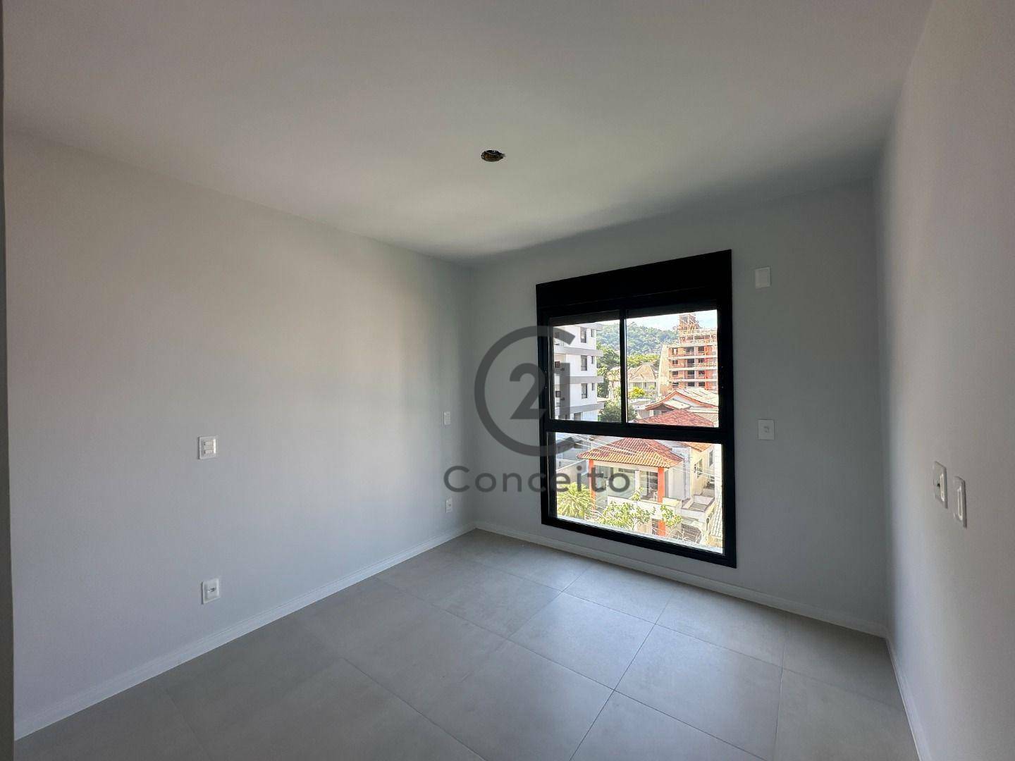 Apartamento à venda com 2 quartos, 63m² - Foto 5