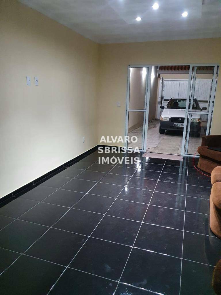 Casa à venda com 3 quartos, 125m² - Foto 3