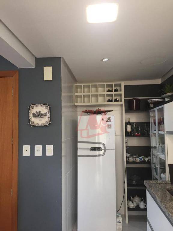 Apartamento à venda com 2 quartos, 83m² - Foto 17