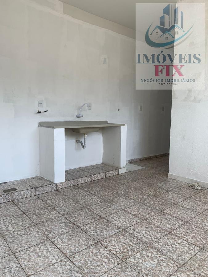 Casa à venda com 4 quartos, 180m² - Foto 25