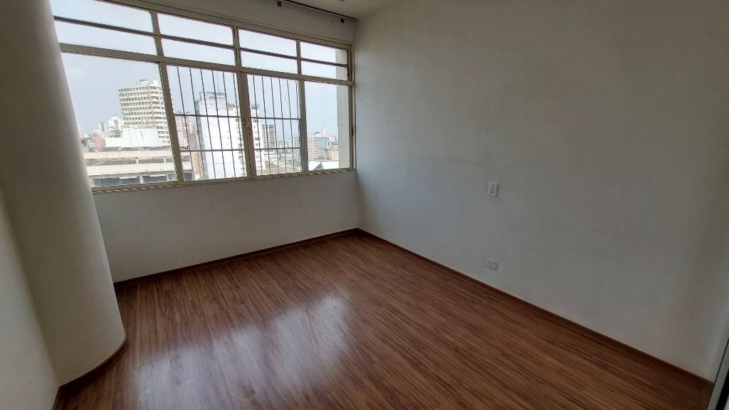 Apartamento à venda com 3 quartos, 130m² - Foto 3