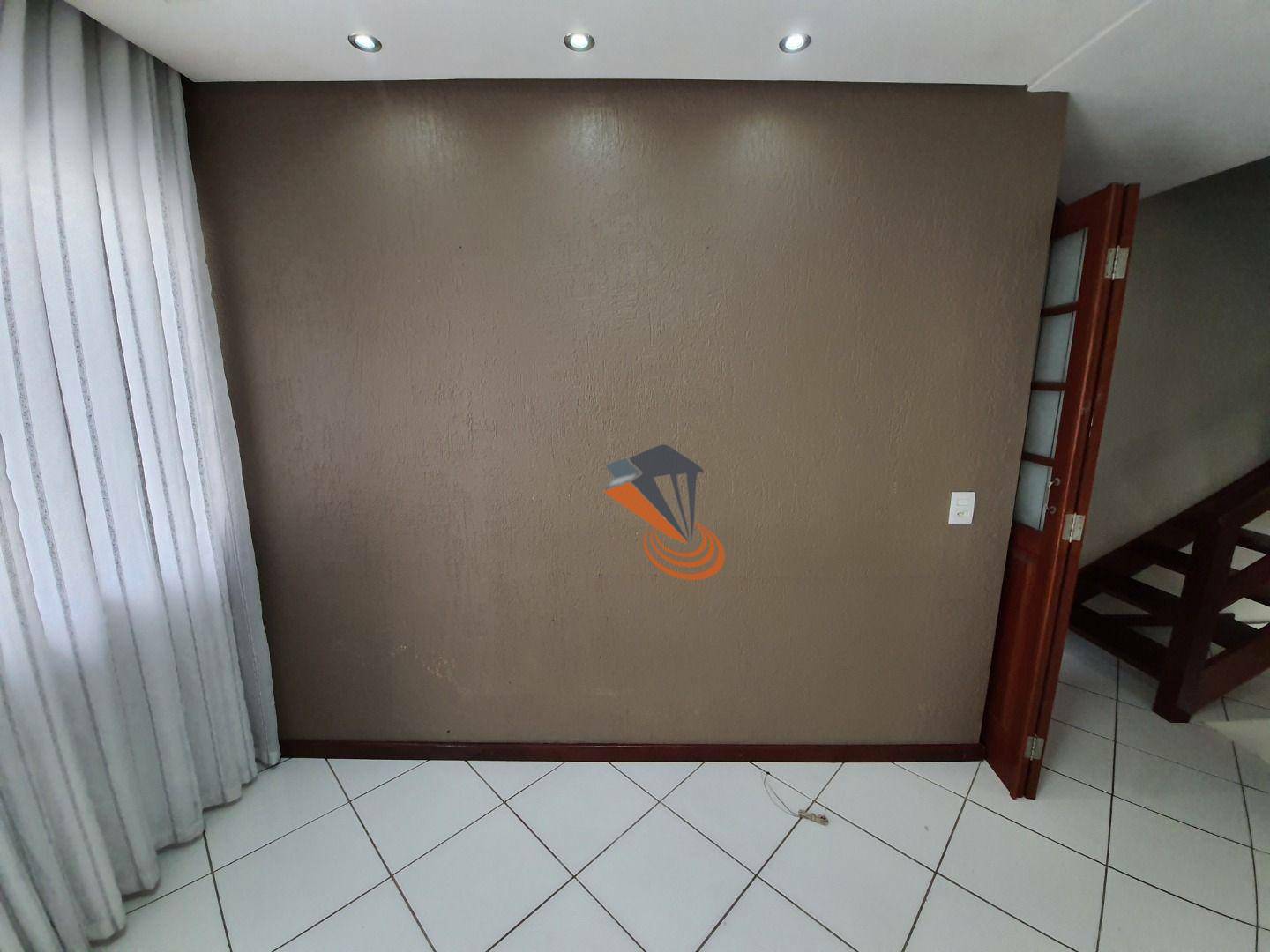 Casa de Condomínio à venda com 4 quartos, 200m² - Foto 17