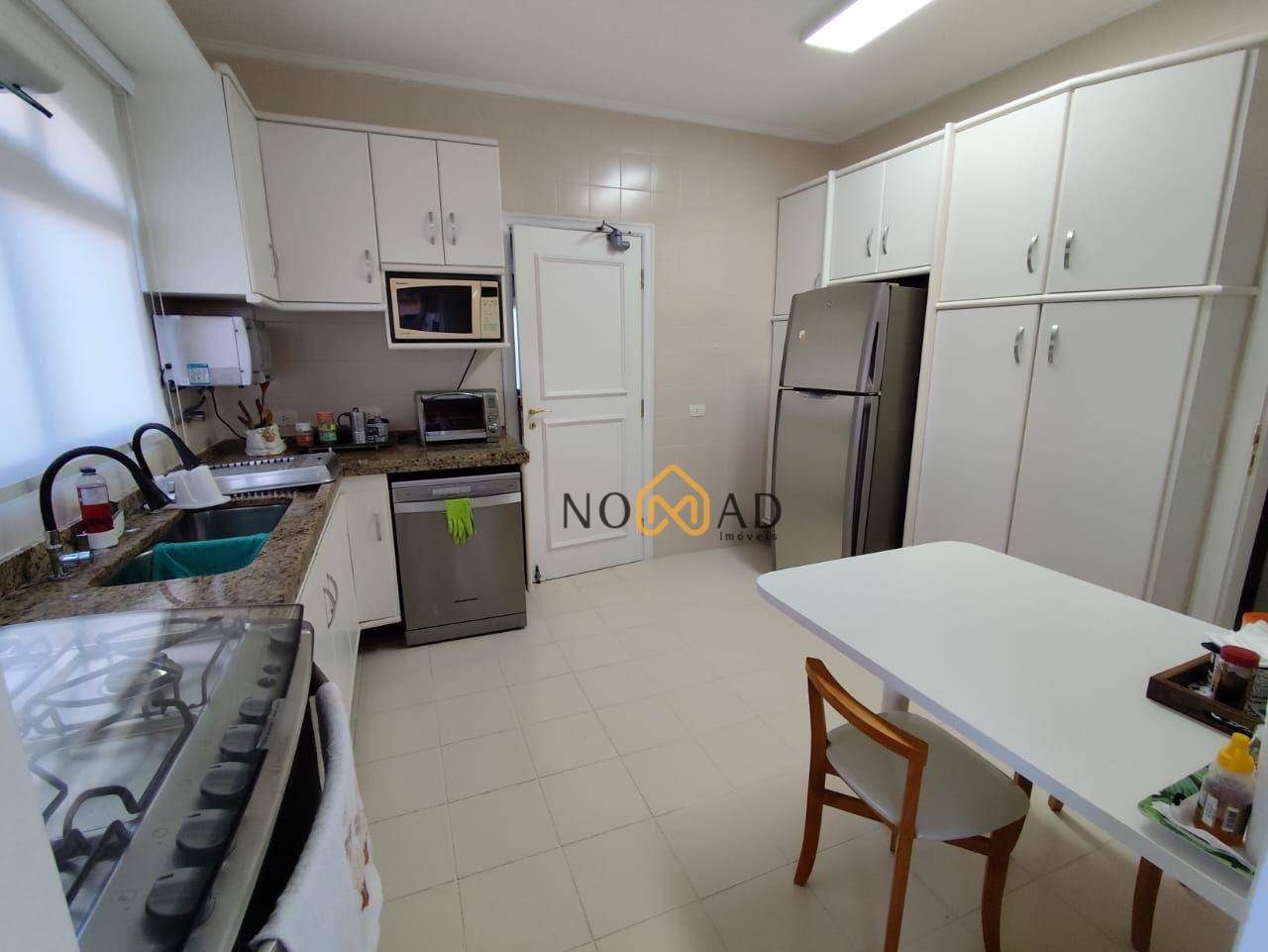 Apartamento à venda e aluguel com 4 quartos, 219m² - Foto 32