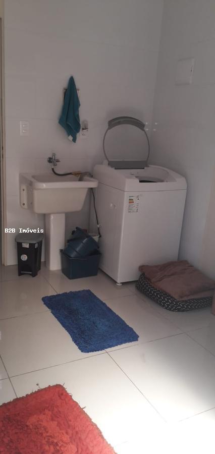 Casa à venda com 2 quartos, 173m² - Foto 16