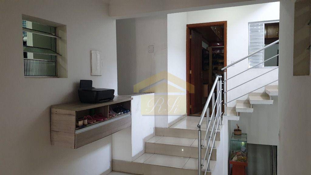 Sobrado à venda com 6 quartos, 350m² - Foto 18