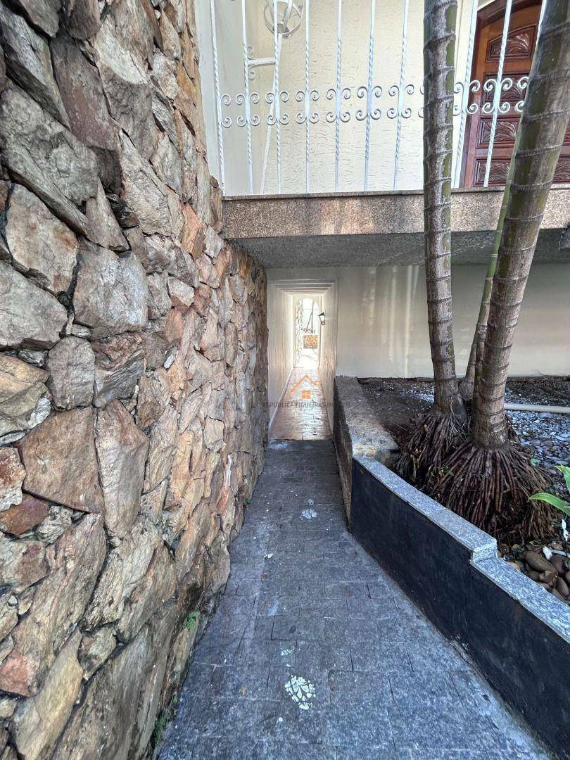 Sobrado à venda e aluguel com 4 quartos, 608m² - Foto 22