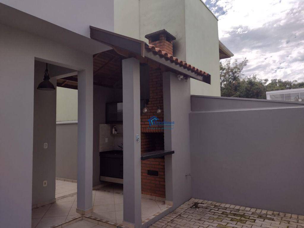 Sobrado à venda com 3 quartos, 100m² - Foto 2