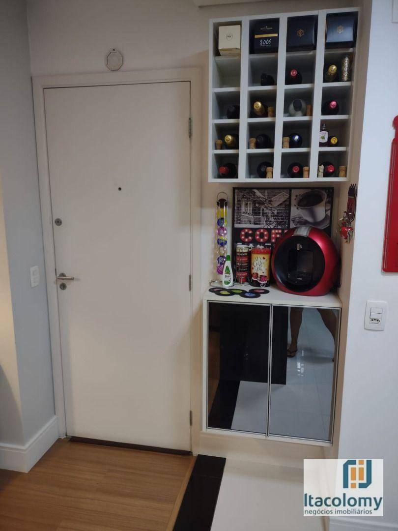 Apartamento à venda com 2 quartos, 62m² - Foto 25