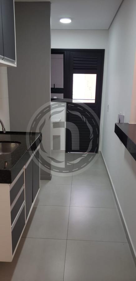 Apartamento à venda com 2 quartos, 62m² - Foto 11