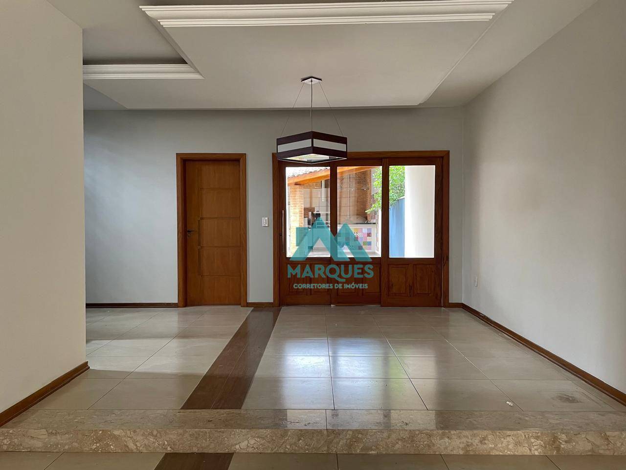 Sobrado à venda com 3 quartos, 390m² - Foto 25