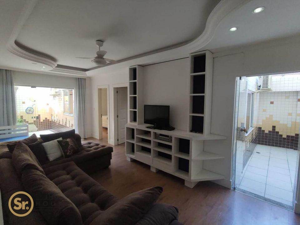 Apartamento à venda com 3 quartos, 190m² - Foto 1