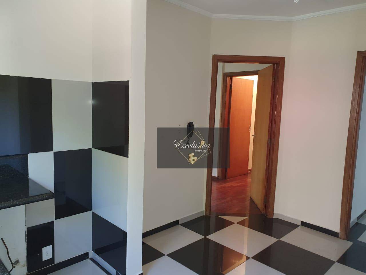 Apartamento à venda com 3 quartos, 79m² - Foto 3