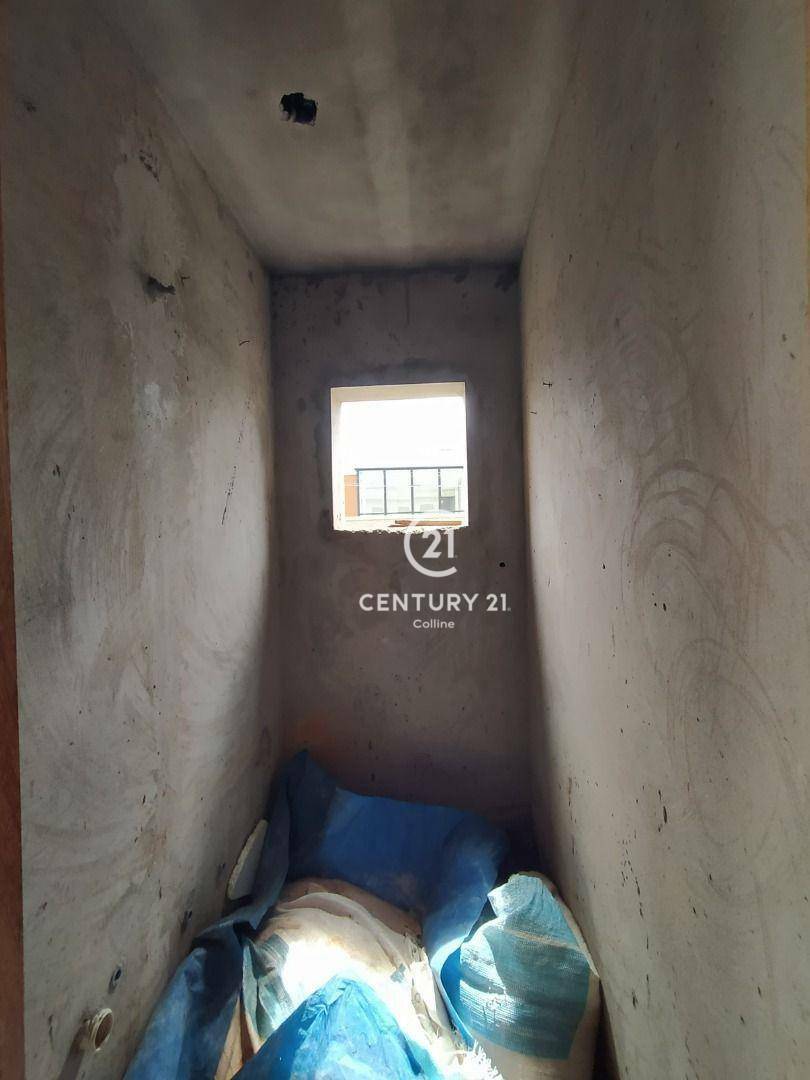 Casa de Condomínio à venda com 3 quartos, 198m² - Foto 17