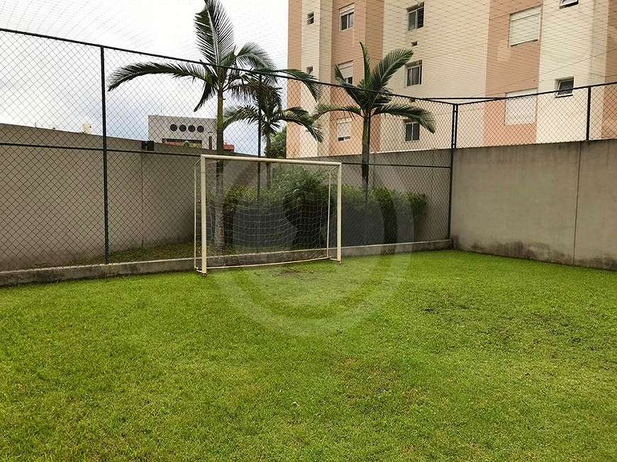 Apartamento à venda com 4 quartos, 244m² - Foto 3