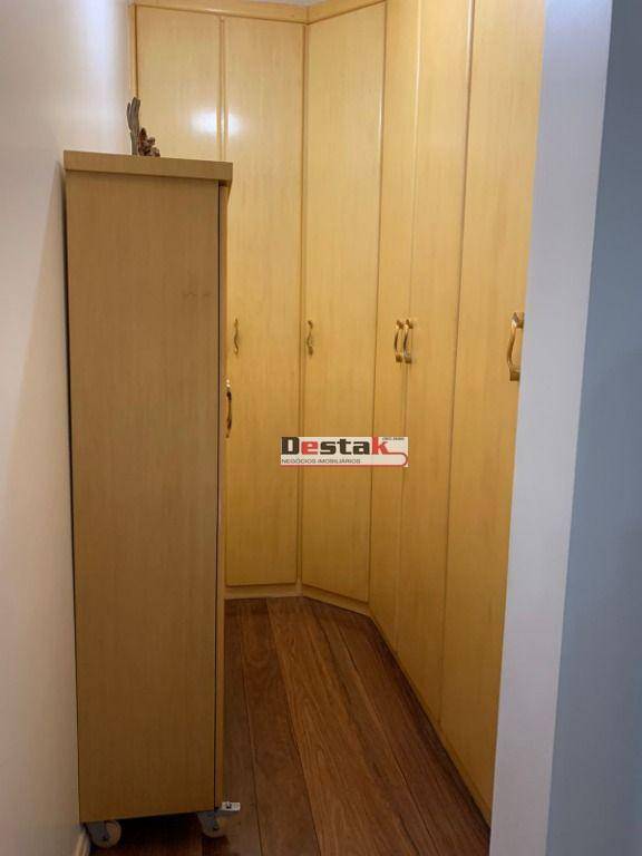 Sobrado à venda com 4 quartos, 360m² - Foto 9