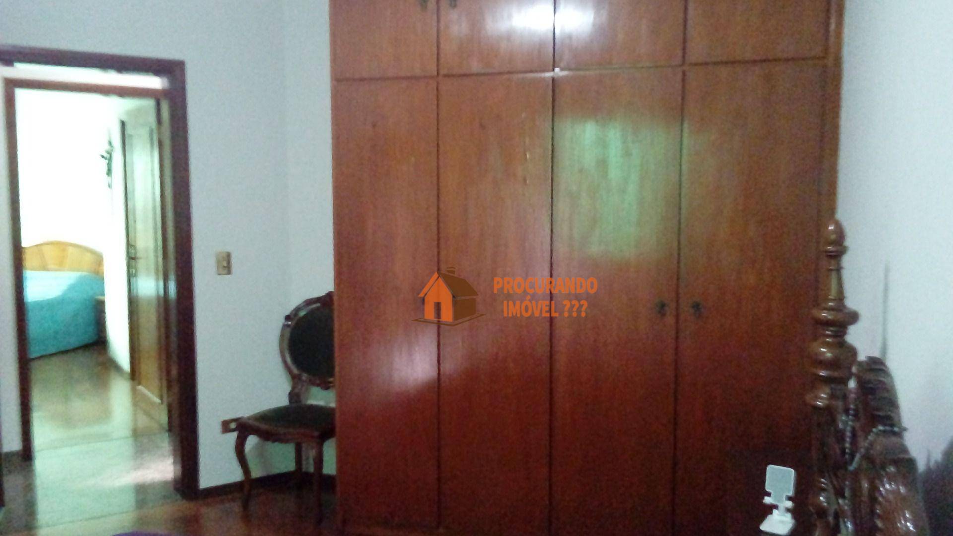 Casa à venda com 3 quartos, 220m² - Foto 18