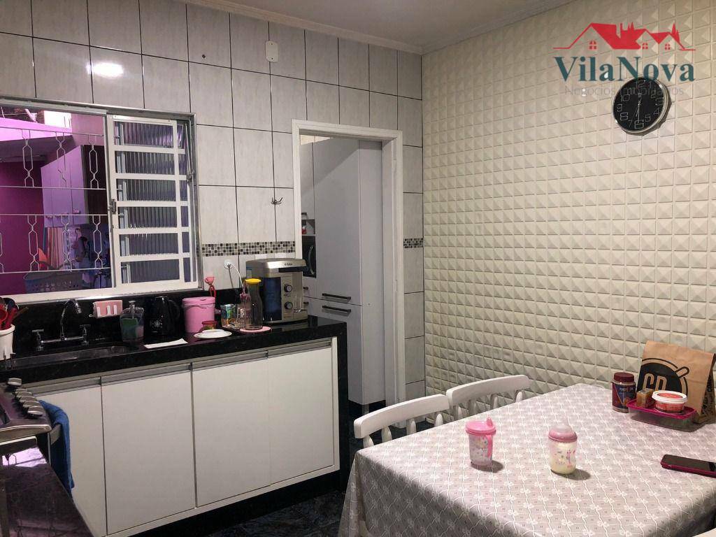 Casa à venda com 5 quartos, 193m² - Foto 3