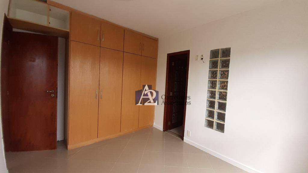 Apartamento à venda com 2 quartos, 75m² - Foto 7