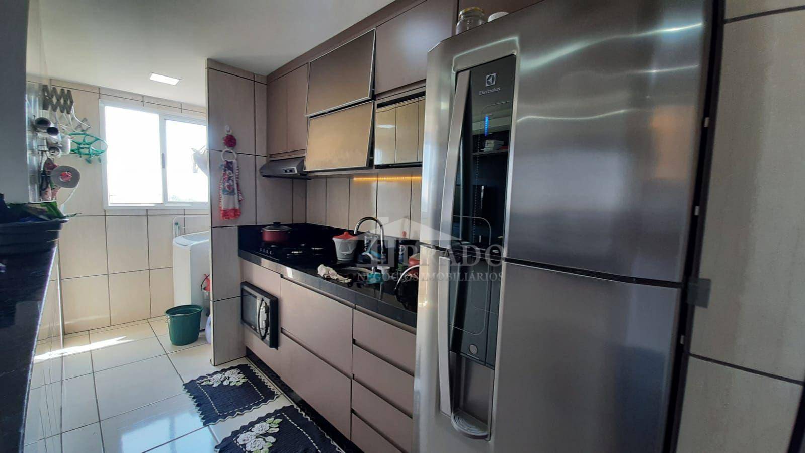 Apartamento à venda com 2 quartos, 50m² - Foto 4