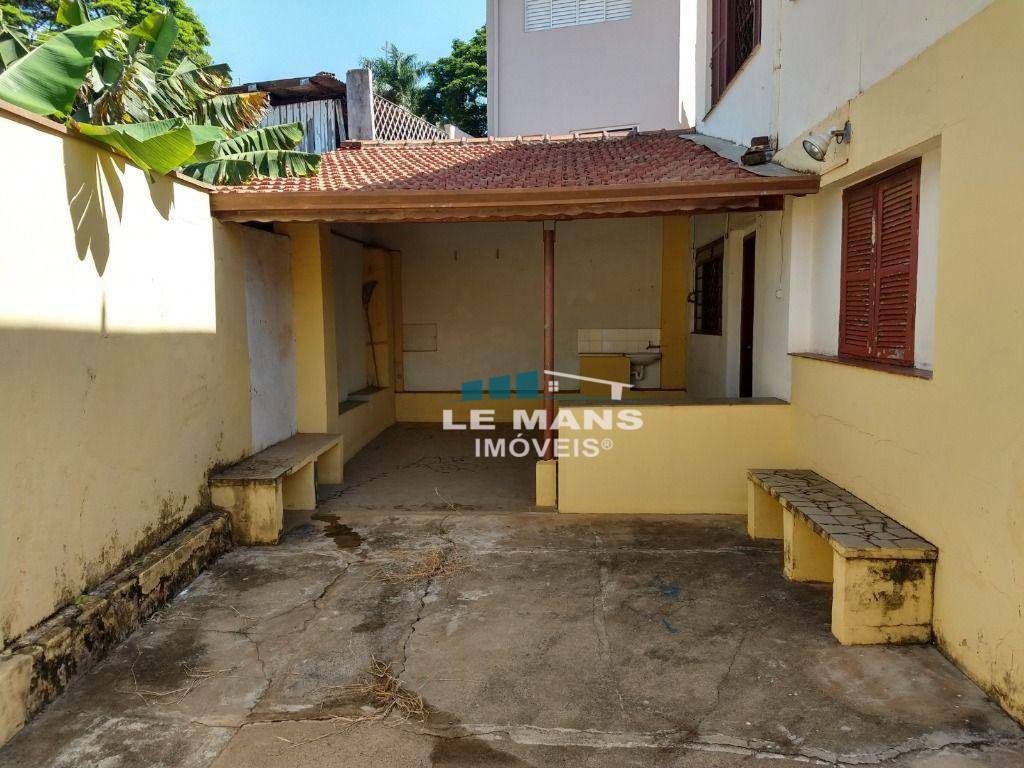 Casa à venda com 4 quartos, 253m² - Foto 29