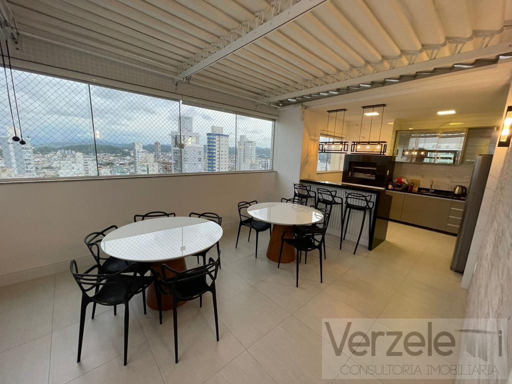 Cobertura à venda com 4 quartos, 225m² - Foto 18