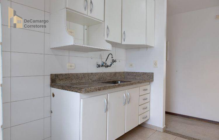 Apartamento à venda com 2 quartos, 64m² - Foto 12