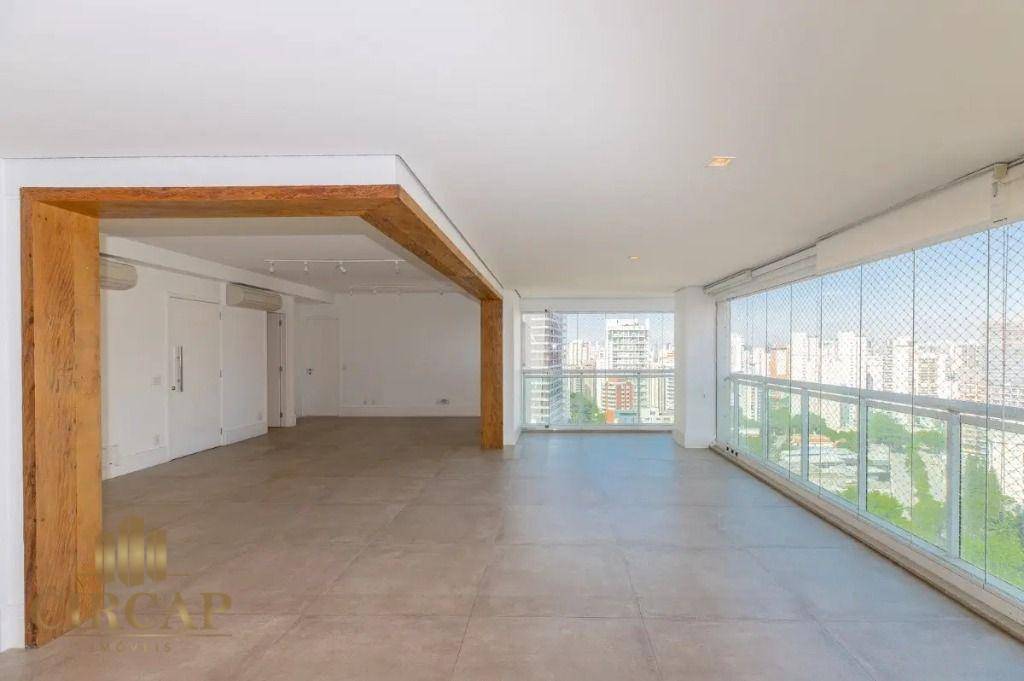 Apartamento à venda com 3 quartos, 160m² - Foto 4