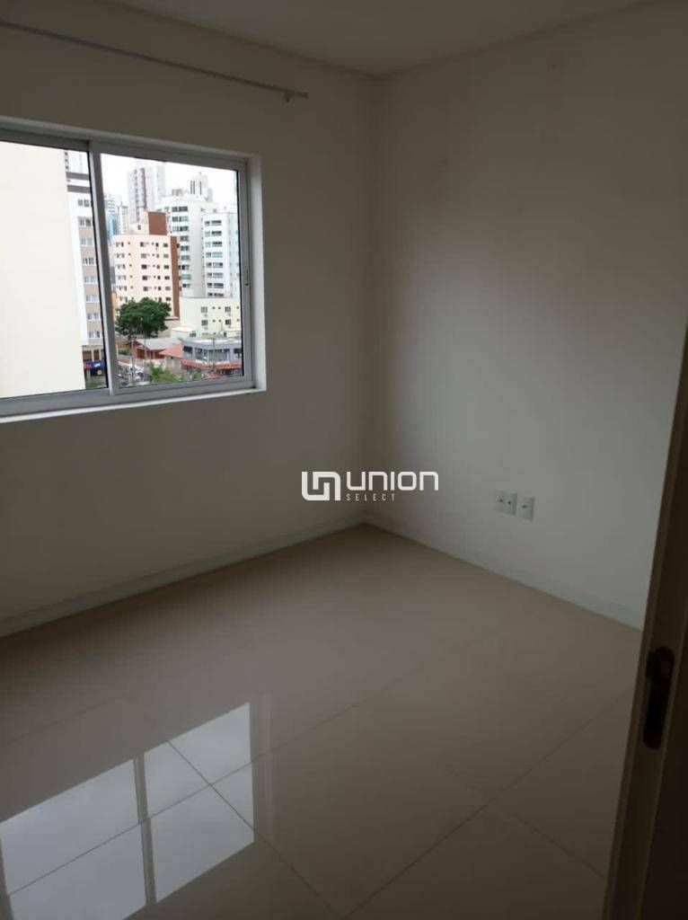 Apartamento à venda com 2 quartos, 57m² - Foto 10