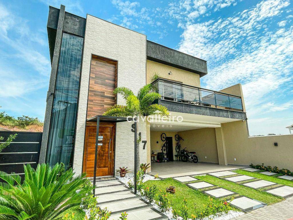 Casa de Condomínio à venda com 4 quartos, 280m² - Foto 2