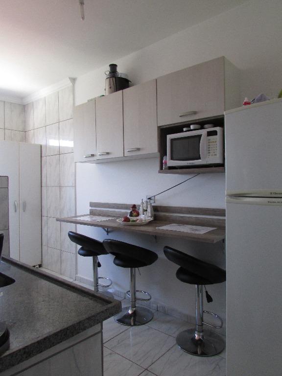 Apartamento à venda com 2 quartos, 63m² - Foto 2