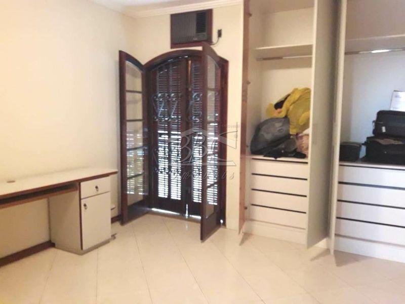 Casa à venda com 4 quartos, 350m² - Foto 12