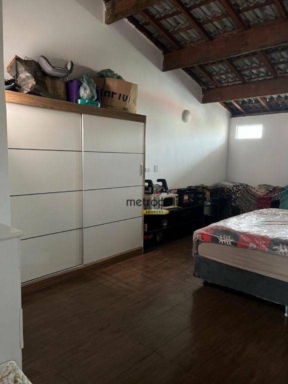 Sobrado à venda com 3 quartos, 210m² - Foto 34