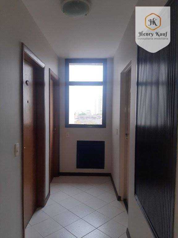 Apartamento à venda com 3 quartos, 65m² - Foto 4