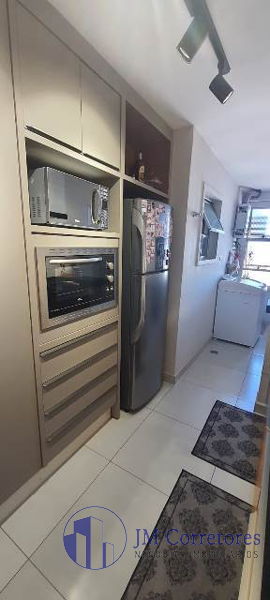 Apartamento à venda com 3 quartos, 87m² - Foto 12