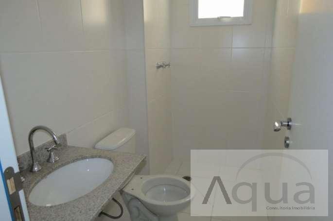 Apartamento à venda com 2 quartos, 67m² - Foto 8