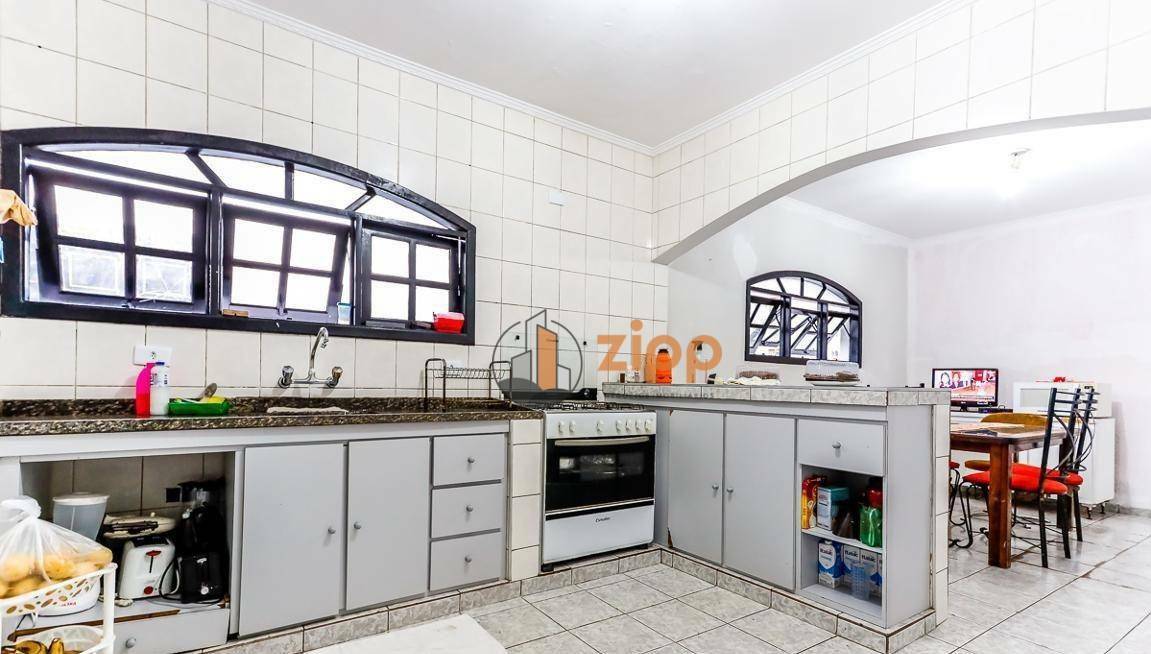 Sobrado à venda com 4 quartos, 400m² - Foto 24