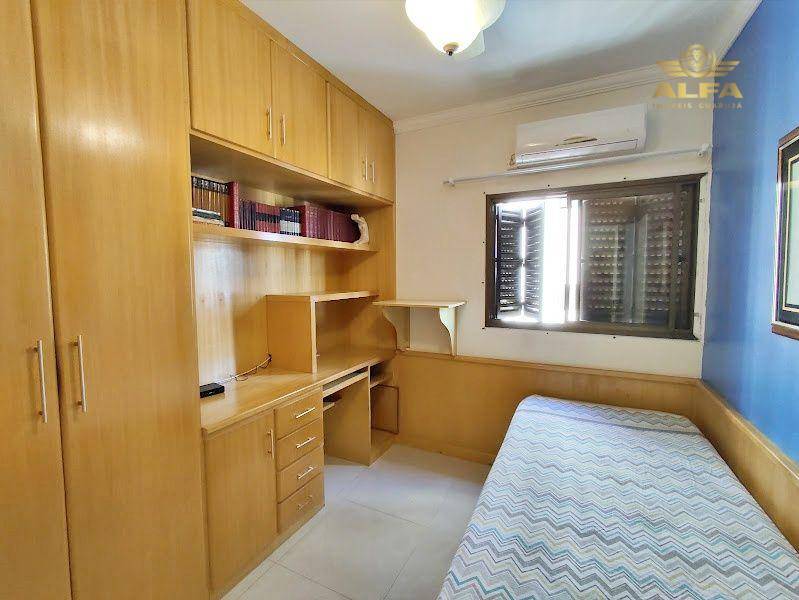 Apartamento à venda com 3 quartos, 140m² - Foto 13