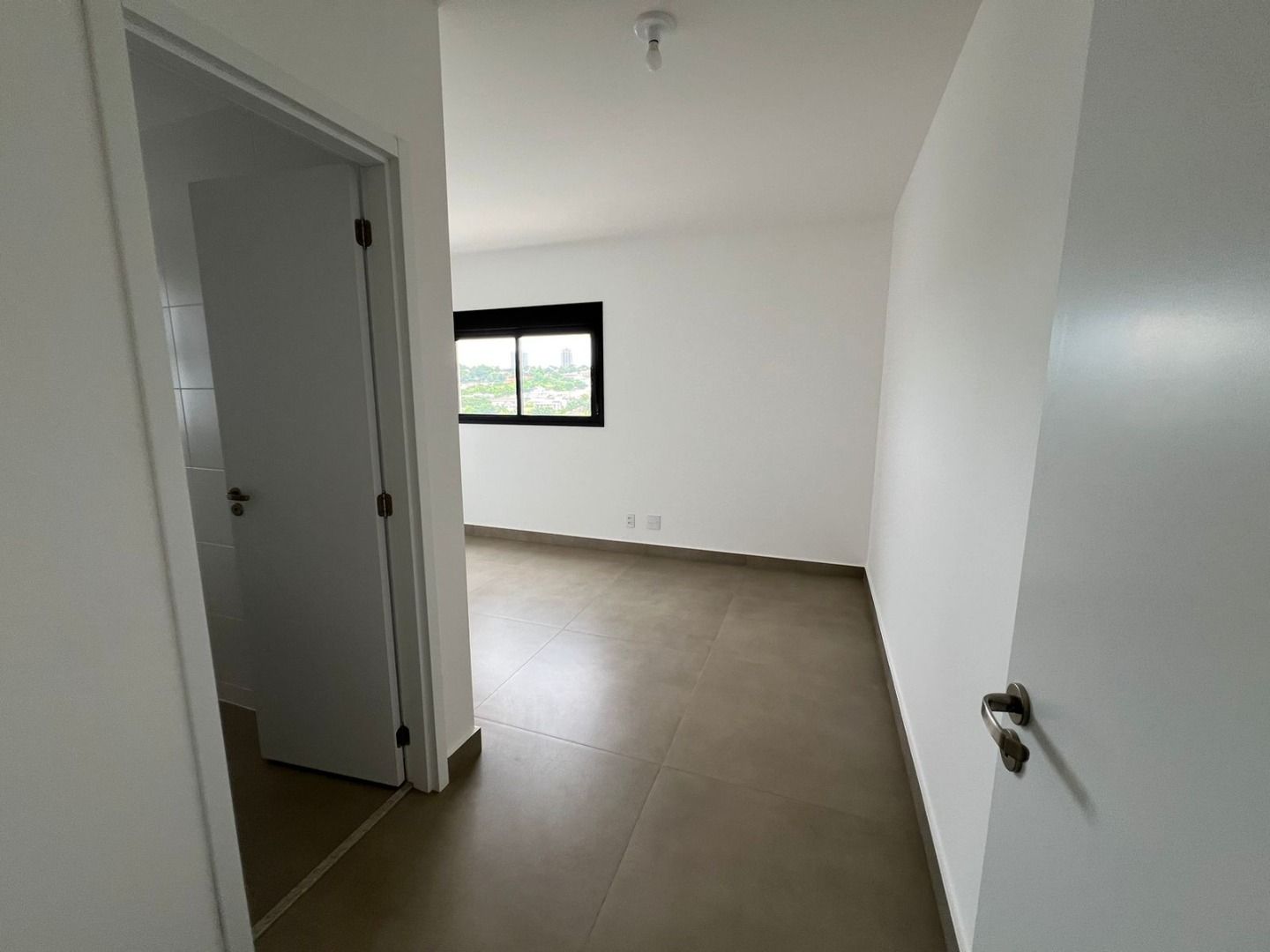 Apartamento à venda com 4 quartos, 198m² - Foto 10