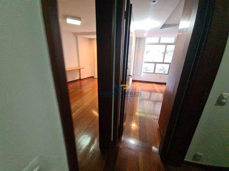 Apartamento à venda com 4 quartos, 260m² - Foto 20